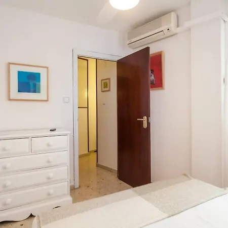 Comfy And Luminous With Balcony * Valencia