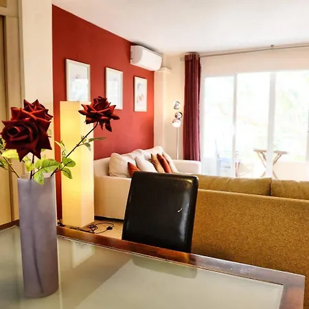 Comfy And Luminous With Balcony * Valencia
