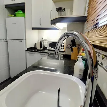 Comfy And Luminous With Balcony Βαλένθια