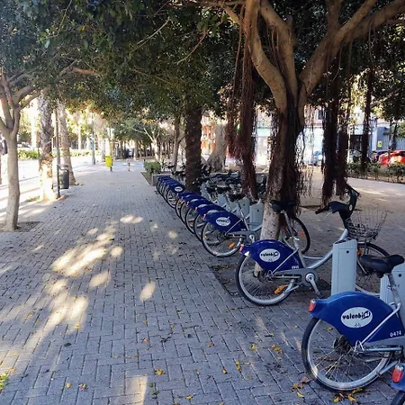 Comfy And Luminous With Balcony Βαλένθια