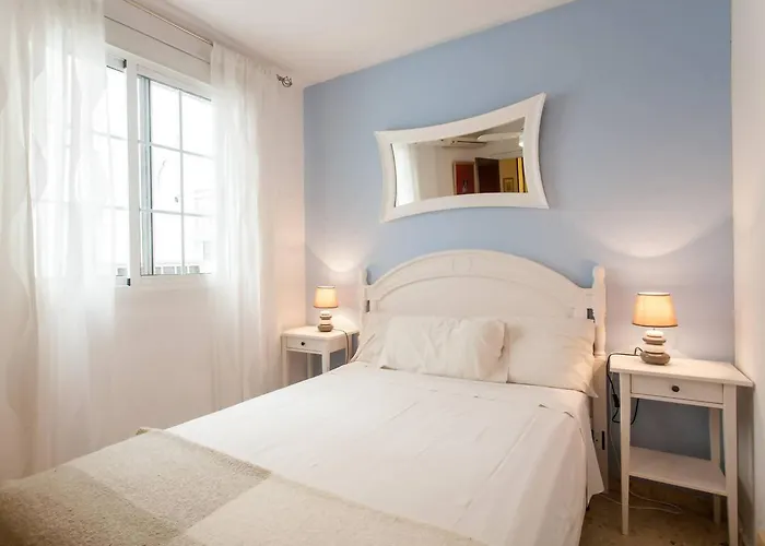 Apartamento Comfy And Luminous With Balcony