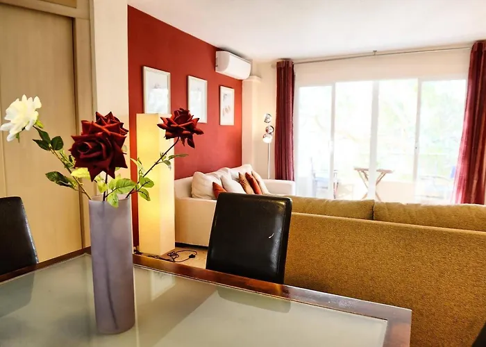 Comfy And Luminous With Balcony * Valencia
