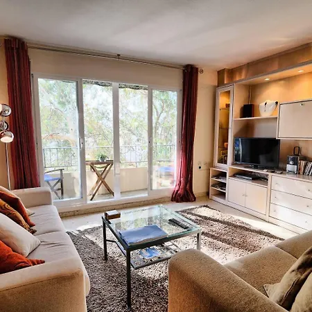 Comfy And Luminous With Balcony Apartment *